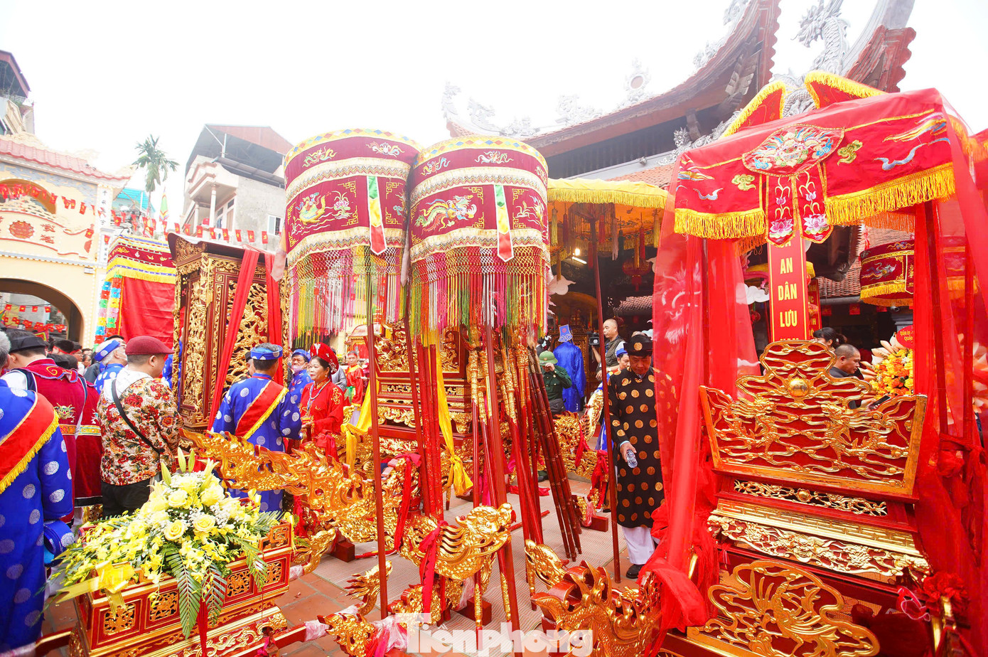 Năm nay, lễ hội 5 làng Mọc do làng Phùng Khoang (quận Nam Từ Liêm) đăng cai tổ chức. Lễ hội bắt đầu từ 6h sáng 11/3 (12/2 âm lịch).