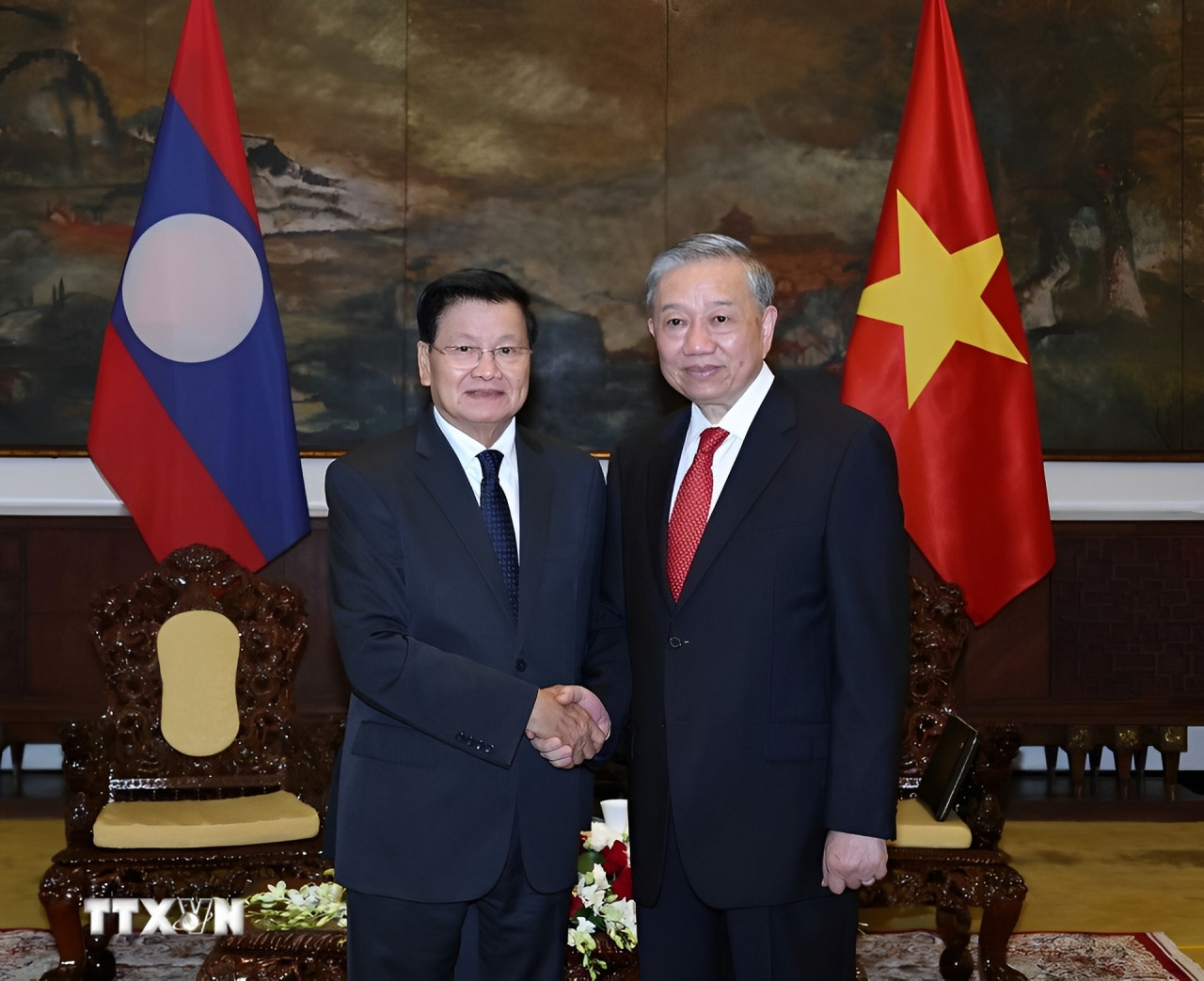 Tổng Bí thư Tô Lâm hội kiến Tổng Bí thư, Chủ tịch nước Lào Thongloun Sisoulith.