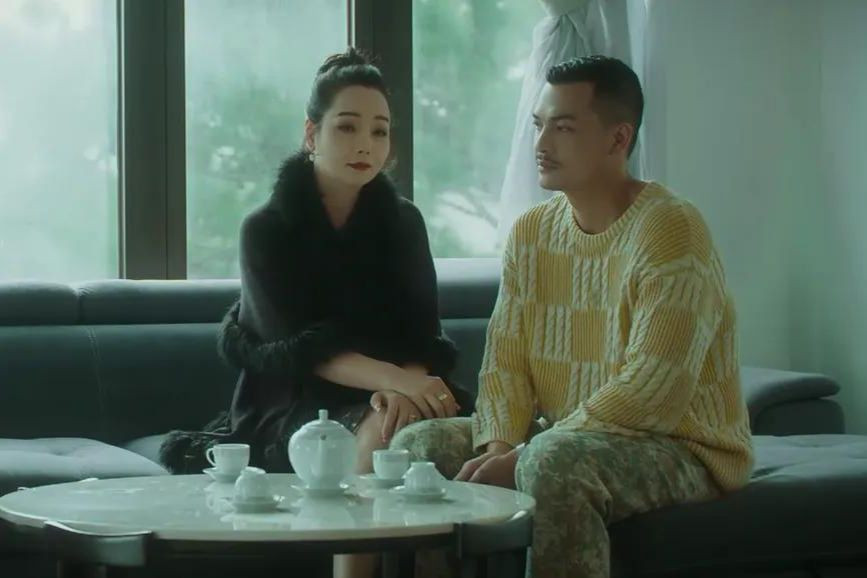 Mặt trời lạnh bị cho là dự án truyền hình giờ vàng gây thất vọng nhất. Mặt trời lạnh bị cho là dự án truyền hình giờ vàng gây thất vọng nhất.