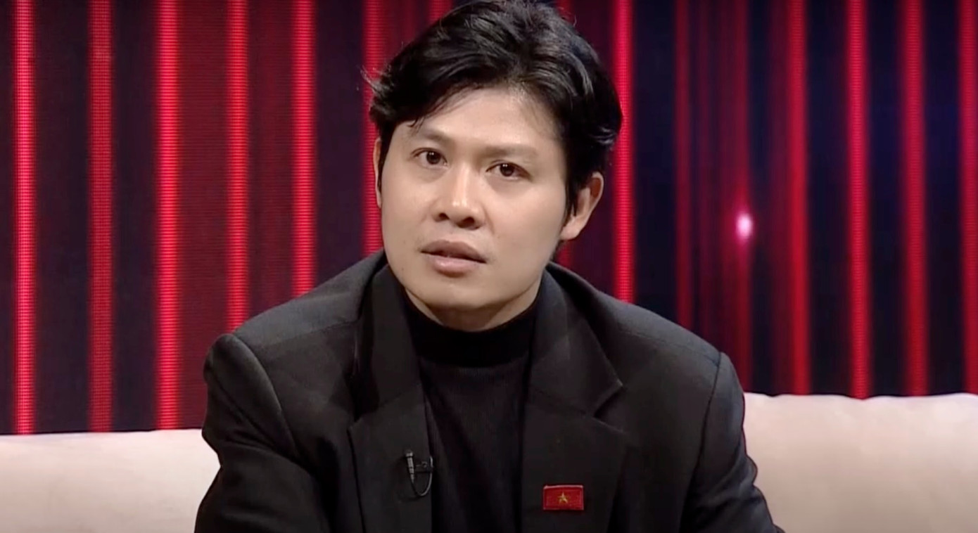 Nhạc sĩ Nguyễn Văn Chung chia sẻ về hành trình 10 năm làm bố đơn thân. Nhạc sĩ Nguyễn Văn Chung chia sẻ về hành trình 10 năm làm bố đơn thân.