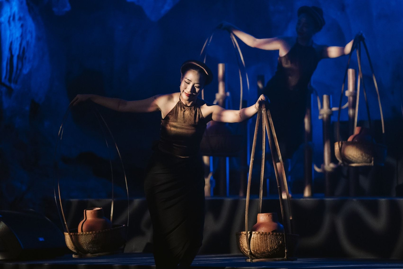 Mỗi cảnh diễn đều mang ý nghĩa về một truyền thuyết nhân văn, thể hiện khát vọng hòa bình của cha ông trên vùng đất Quảng Ninh. Ông Ngô Phước Linh - đại diện công ty phát triển dự án trong hang Ngọc Rồng - mong muốn mang đến những sản phẩm về văn hóa độc đáo cho du khách trong nước và quốc tế.