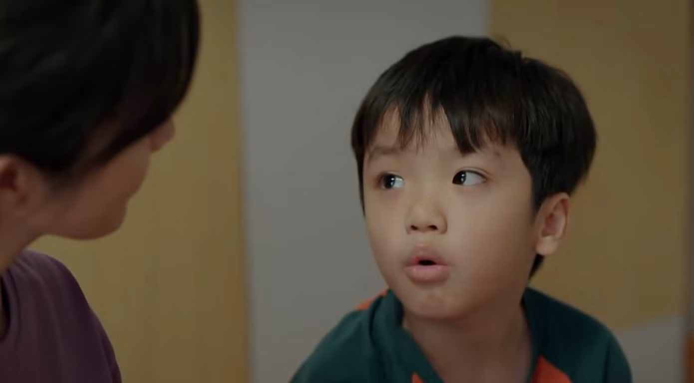 Bắc không vui khi con trai liên tục nhắc về mẹ.