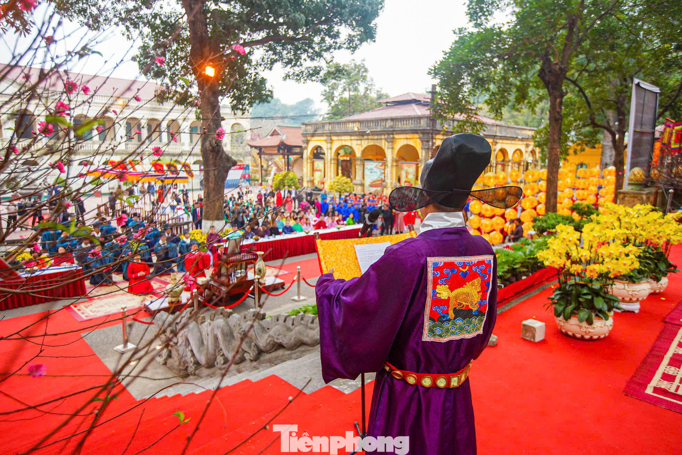 Lễ tiến lịch và ban lịch thể hiện sự coi trọng của triều đình phong kiến đối với việc làm lịch cũng như quan tâm đến các hiện tượng thời tiết, khí hậu, ngày giờ tốt, vấn đề thiên thời địa lợi để phục vụ sản xuất nông nghiệp và đời sống sinh hoạt hàng ngày của triều đình và nhân dân.