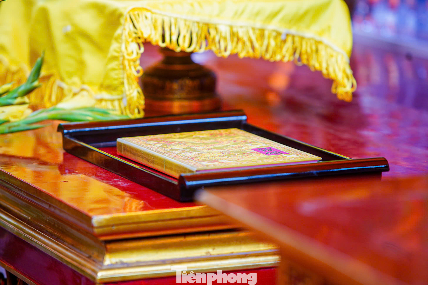 Lễ tiến lịch và ban lịch thể hiện sự coi trọng của triều đình phong kiến đối với việc làm lịch cũng như quan tâm đến các hiện tượng thời tiết, khí hậu, ngày giờ tốt, vấn đề thiên thời địa lợi để phục vụ sản xuất nông nghiệp và đời sống sinh hoạt hàng ngày của triều đình và nhân dân.