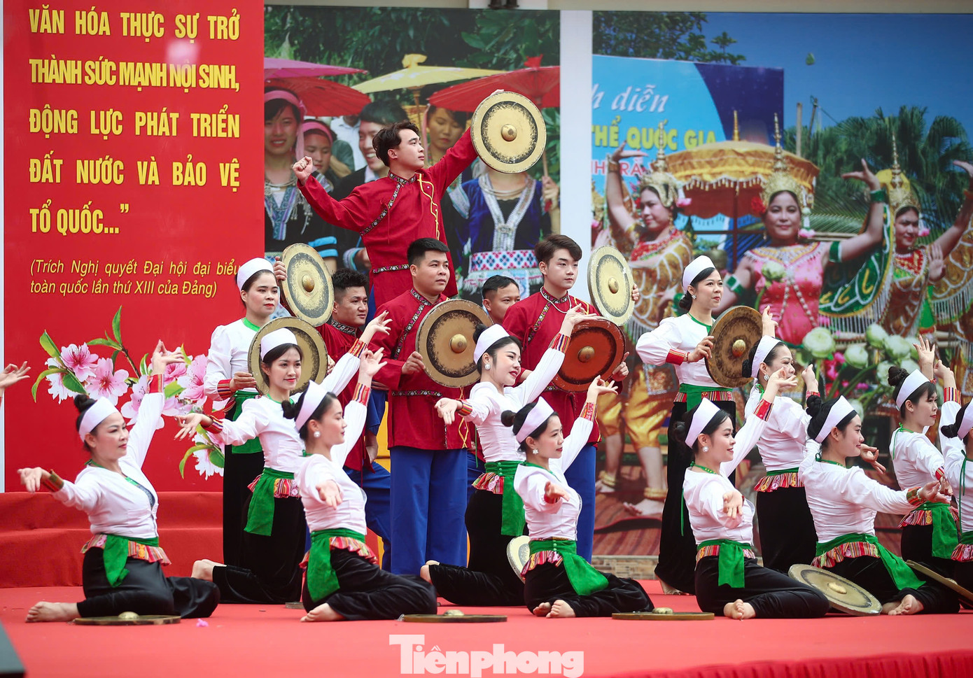 Ngày hội thu hút sự tham gia của 200 đồng bào thuộc 28 cộng đồng dân tộc đến từ 14 tỉnh, thành phố trên cả nước. Nhiều hoạt động ý nghĩa được thực hiện trong khuôn khổ ngày hội Sắc xuân trên mọi miền Tổ quốc góp phần lan tỏa giá trị văn hóa truyền thống.