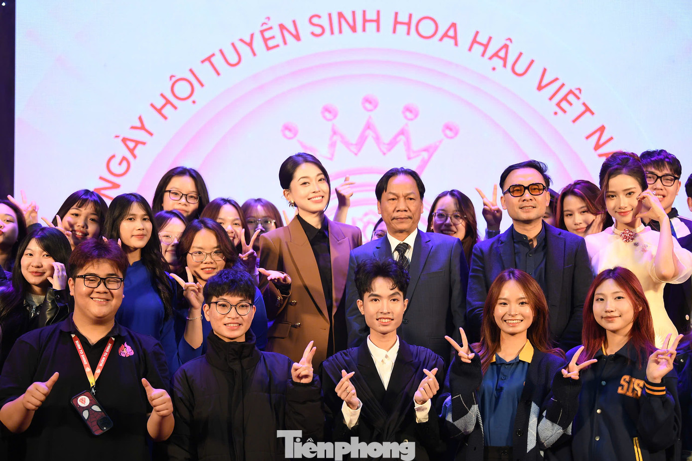 Á hậu Bùi Phương Nga và người đẹp Nhân ái Nguyễn Ngọc Mai trong Ngày hội tuyển sinh cuộc thi Hoa hậu Việt Nam 2024 ngày 13/1.