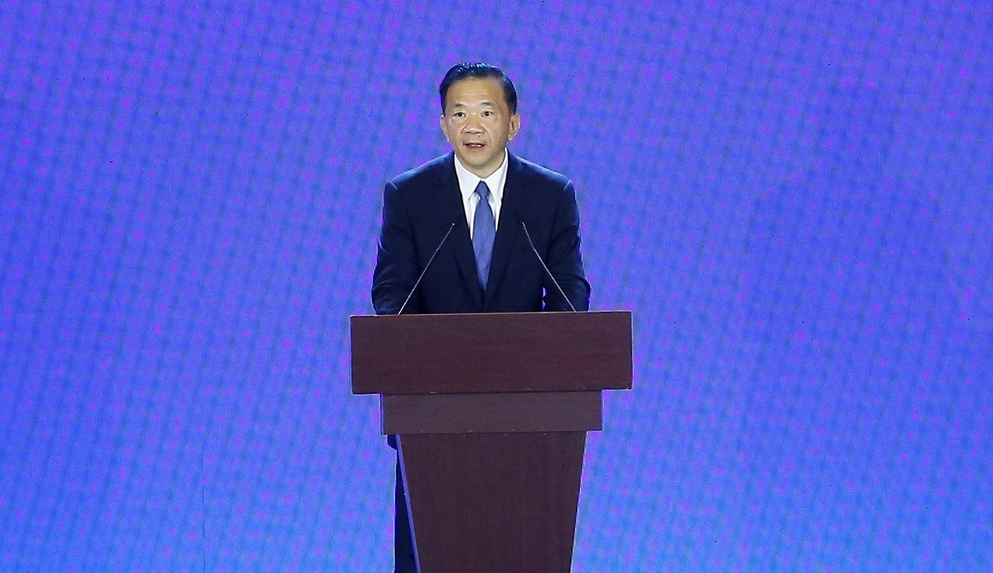 Ông Thận Hải Hùng - Tổng Giám đốc kiêm Tổng Biên tập Đài Phát thanh - Truyền hình T.Ư Trung Quốc - phát biểu tại buổi lễ. Ông Thận Hải Hùng - Tổng Giám đốc kiêm Tổng Biên tập Đài Phát thanh - Truyền hình T.Ư Trung Quốc - phát biểu tại buổi lễ.