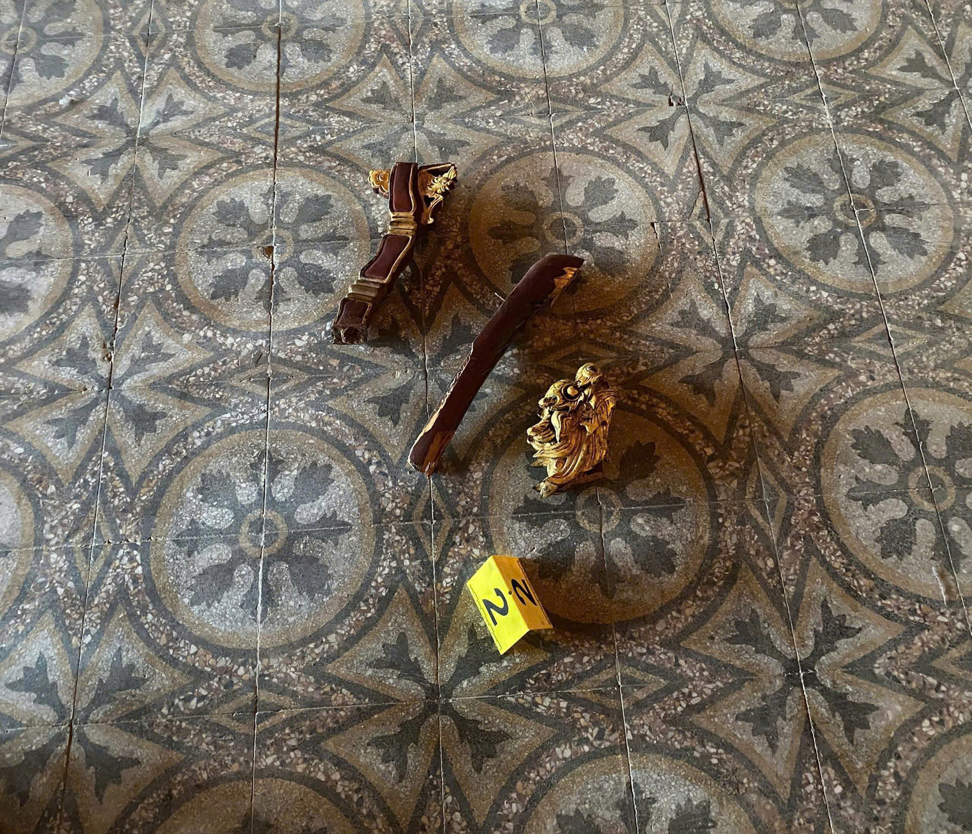 Vụ xâm hại bảo vật quốc gia gần đây dấy lên lo ngại về lỗ hổng bảo vệ di sản tại địa phương. Vụ xâm hại bảo vật quốc gia gần đây dấy lên lo ngại về lỗ hổng bảo vệ di sản tại địa phương.