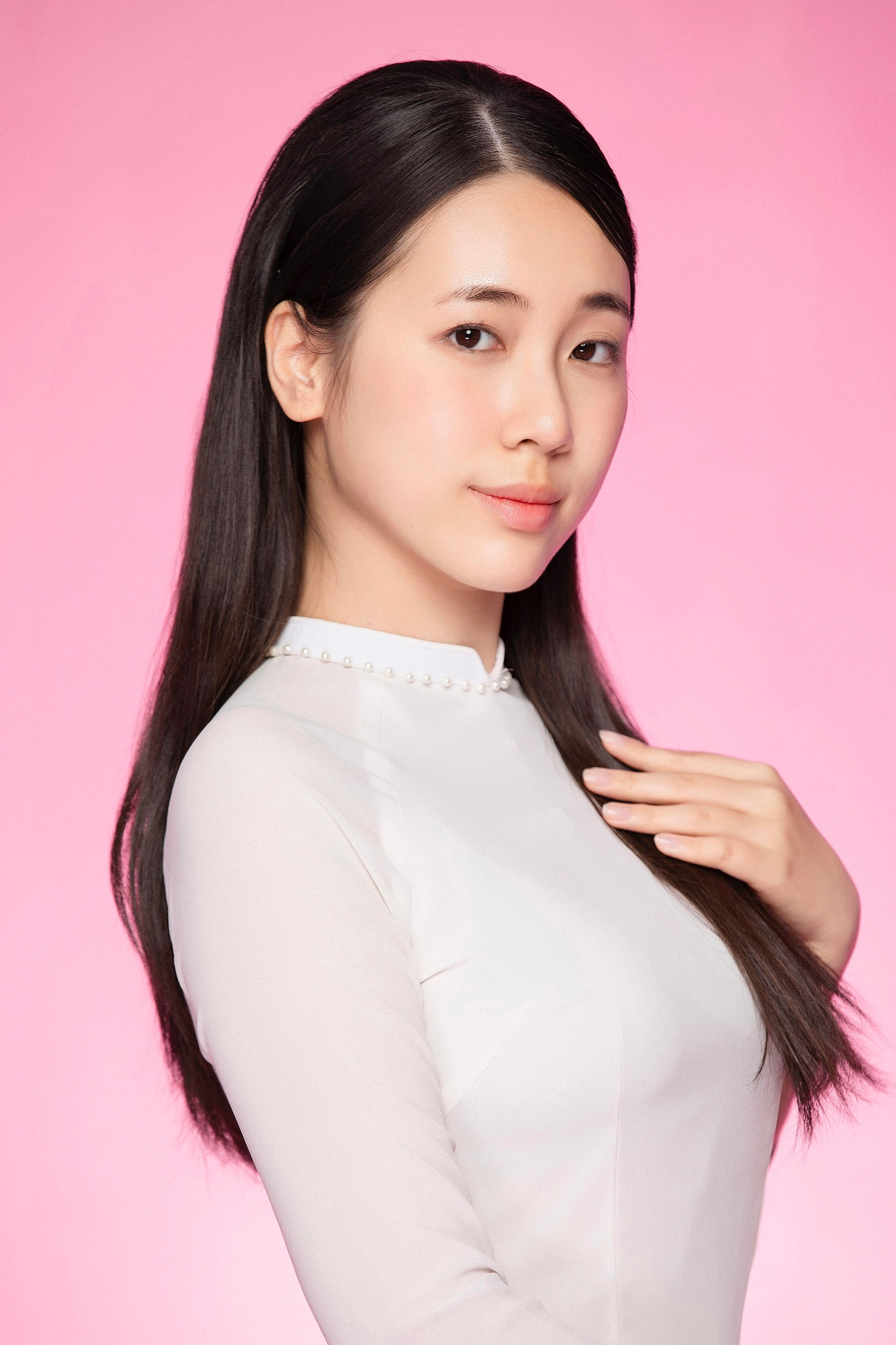 Phần thi mặt mộc là nguyên tắc bắt buộc của cuộc thi Hoa hậu Việt Nam.