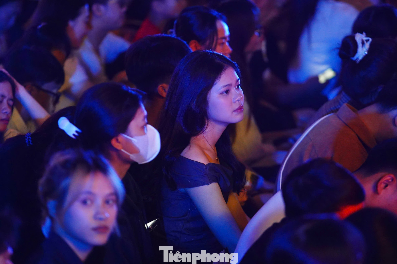 Điểm nhấn của chương trình là màn trình diễn Vinh quy bái tổ được dàn dựng công phu, hoành tráng kết hợp hiệu ứng 3D Mapping tại nhà Tiền đường trên sân Thái học. Màn trình diễn thu hút hàng trăm bạn trẻ chiêm ngưỡng, thưởng thức.