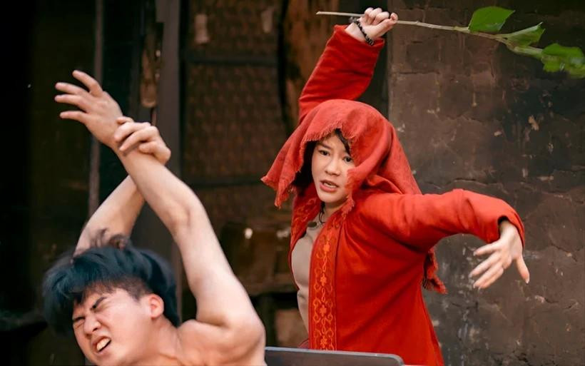 Loạt phim kinh dị có doanh thu trên 100 tỷ đồng của điện ảnh Việt. Loạt phim kinh dị có doanh thu trên 100 tỷ đồng của điện ảnh Việt.