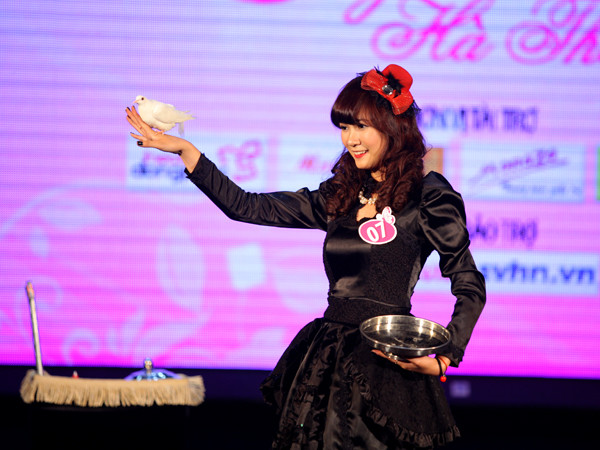 Khán giả đêm chung khảo tài năng còn thưởng thức ảo thuật