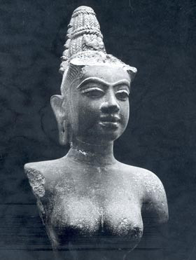Tượng Nữ Thần Devi 