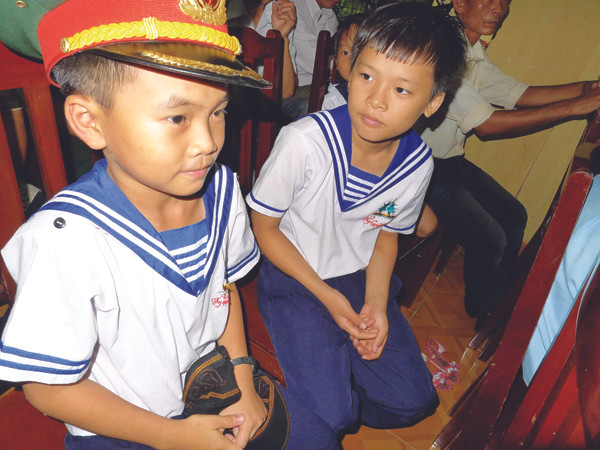 Những cư dân nhí trên đảo Trường Sa lớn. Ảnh: Gia Khánh. Những cư dân nhí trên đảo Trường Sa lớn Ảnh: Gia Khánh