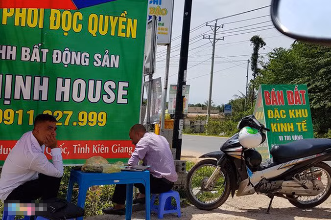 Đại gia Hà Thành ôm trăm tỷ 'chết chìm' ở Vân Đồn ảnh 5