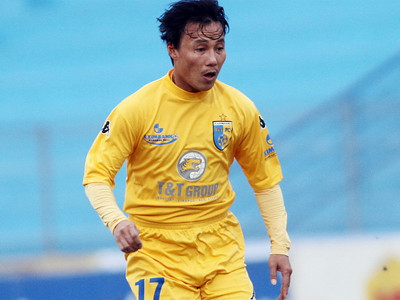 Hồng Minh (HN T&T) là một cầu thủ gốc Thanh Hóa 