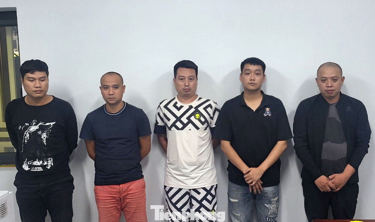 Nhóm đối tượng trong đường dây bị bắt giữ.