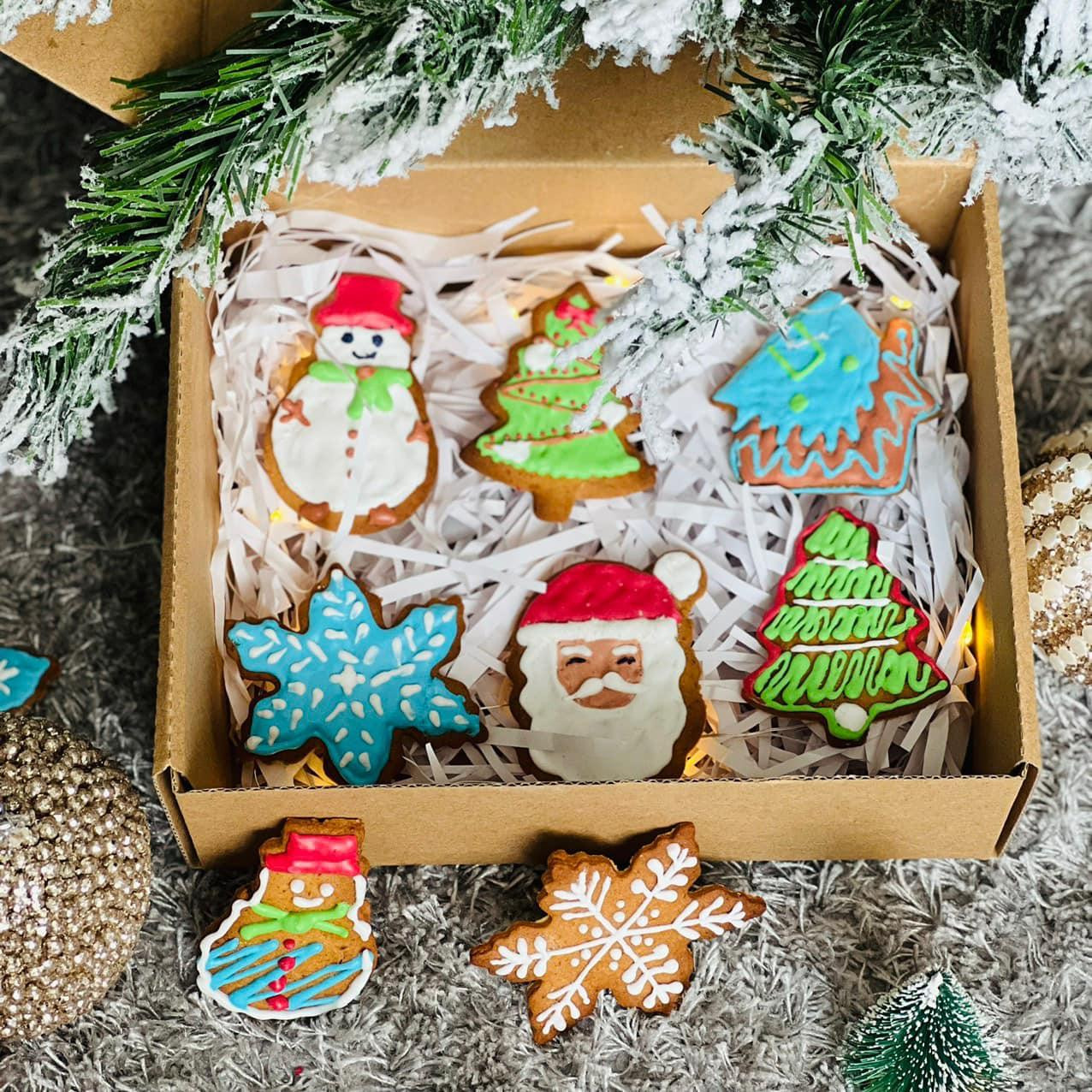 Các fans trầm trồ trước sự khéo tay và tỉ mỉ của Kỳ Duyên. Các fans trầm trồ trước sự khéo tay và tỉ mỉ của Kỳ Duyên.