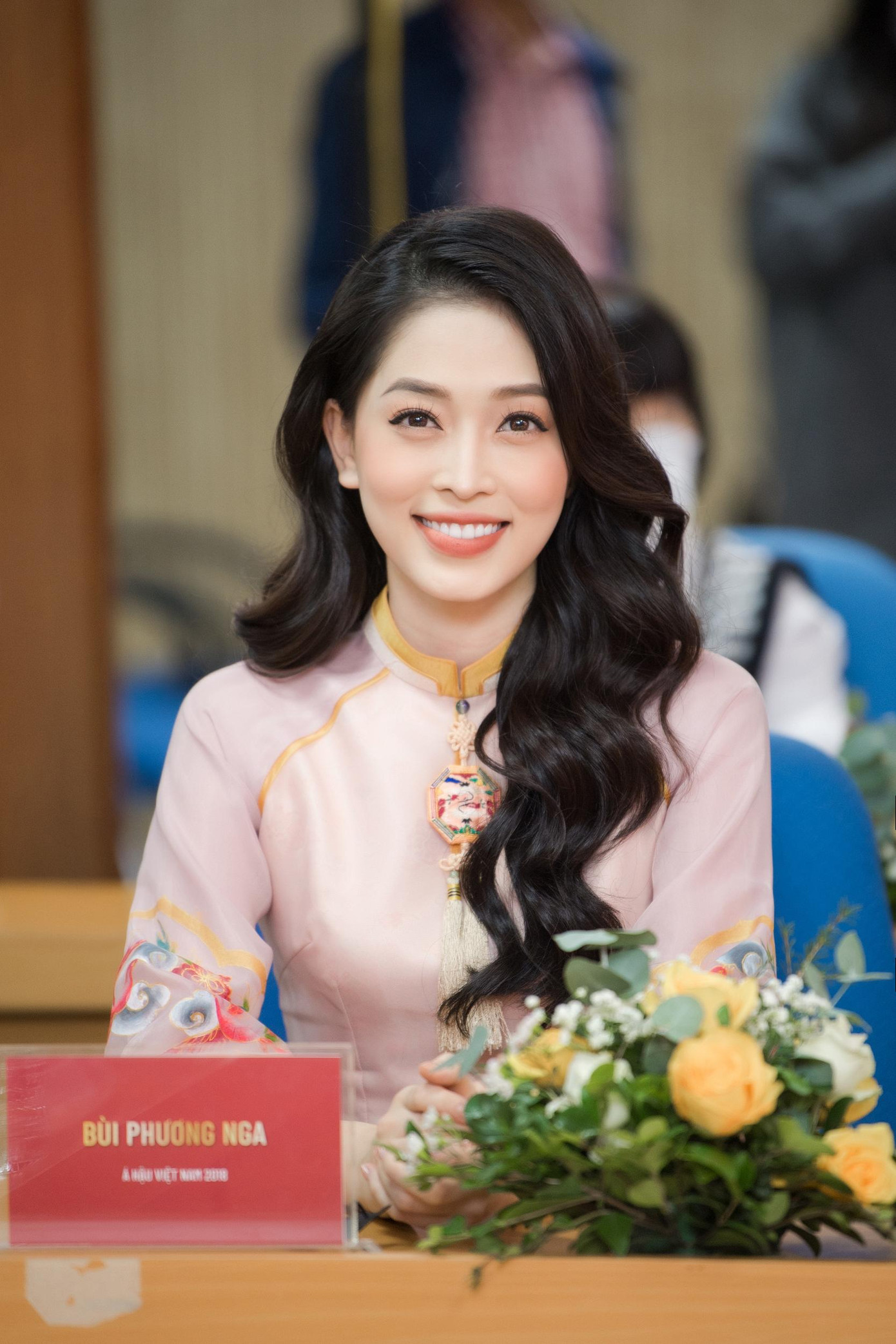 Mặc dù rất bận rộn với công việc biên tập viên, MC tại đài truyền hình Việt Nam nhưng Á hậu Phương Nga cũng sắp xếp thời gian để tham gia những chương trình xã hội có ý nghĩa.