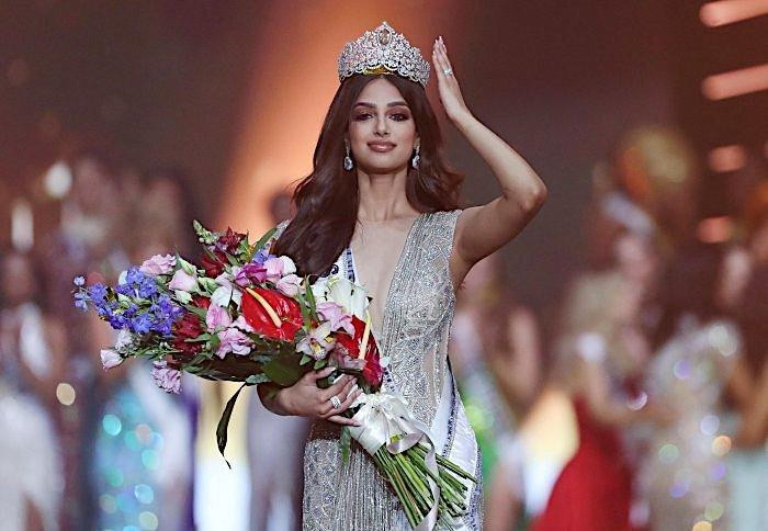 Mỹ nhân Ấn Độ - Harnaaz Sandhu đã xuất sắc đăng quang ngôi vị Miss Universe 2021 trong đêm chung kết được tổ chức tại Israel vào hôm 12/12 vừa qua. Cô trở thành người đẹp Ấn Độ thứ 3 trong lịch sử đăng quang Hoa hậu Hoàn vũ. Sự lên ngôi của cô nhận được rất nhiều sự đồng tình, ủng hộ từ công chúng vì người đẹp sở hữu nhan sắc được đánh giá là hoàn hảo.