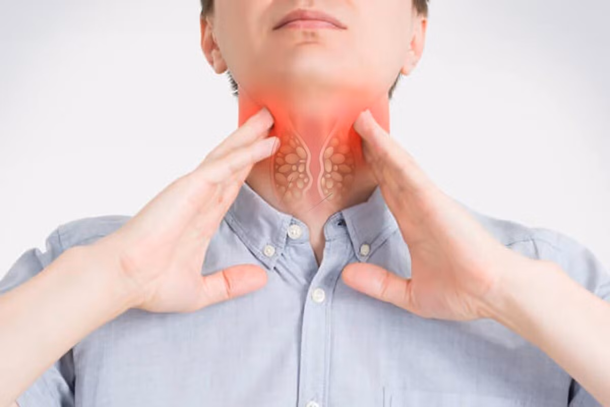 Qua trường hợp này, các bác sĩ Bệnh viện K rất mong người dân có thể chủ động hơn trong việc khám sức khỏe, tầm soát ung thư, góp phần giảm tỷ lệ tử vong khi mắc bệnh và cũng giúp cho việc điều trị bệnh dễ dàng, đạt được hiệu quả tốt nhất. Ảnh minh họa: Internet Qua trường hợp này, các bác sĩ Bệnh viện K rất mong người dân có thể chủ động hơn trong việc khám sức khỏe, tầm soát ung thư, góp phần giảm tỷ lệ tử vong khi mắc bệnh và cũng giúp cho việc điều trị bệnh dễ dàng, đạt được hiệu quả tốt nhất. Ảnh minh họa: Internet