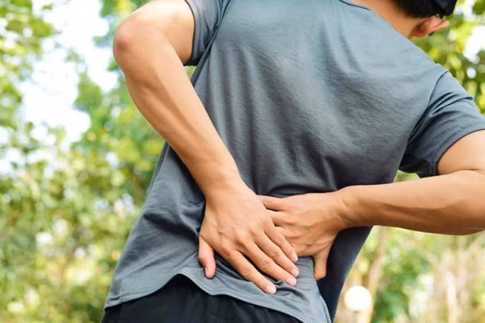 Nang đơn thận là bệnh lý thường gặp trên lâm sàng. Đây là một bệnh lý lành tính phổ biến, đứng thứ hai trong nhóm bệnh thận có nang. Tỷ lệ mắc bệnh ở nam giới gấp đôi nữ giới và tăng dần theo tuổi. Bệnh thường khởi phát sau 40 tuổi. Ảnh minh họa: Internet Nang đơn thận là bệnh lý thường gặp trên lâm sàng. Đây là một bệnh lý lành tính phổ biến, đứng thứ hai trong nhóm bệnh thận có nang. Tỷ lệ mắc bệnh ở nam giới gấp đôi nữ giới và tăng dần theo tuổi. Bệnh thường khởi phát sau 40 tuổi. Ảnh minh họa: Internet