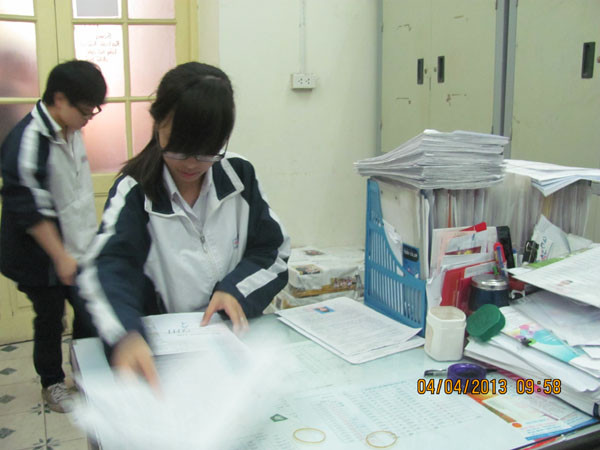 Địa điểm thu hồ sơ của trường THPT Trần Phú, Hà Nội. Ảnh: Đỗ Hợp Địa điểm thu hồ sơ của trường THPT Trần Phú, Hà Nội