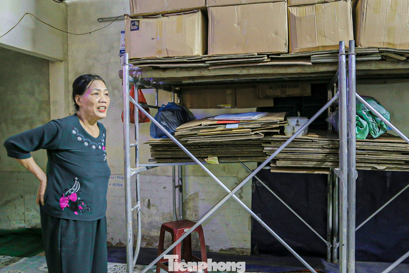 Ưu tiên sơ tán trước tại các khu vực nguy cơ cao do mưa lớn, ngập úng, lũ quét, sạt lở đất. Đề nghị người dân (trừ các lực lượng làm nhiệm vụ) hạn chế ra khỏi nhà bắt đầu từ 10 giờ ngày 27/10/2024.