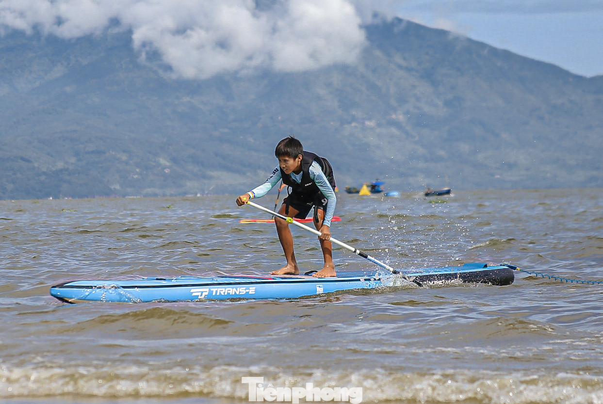 Những màn tranh tài hấp dẫn, gay cấn khiến nhiều khán giả phấn khích.