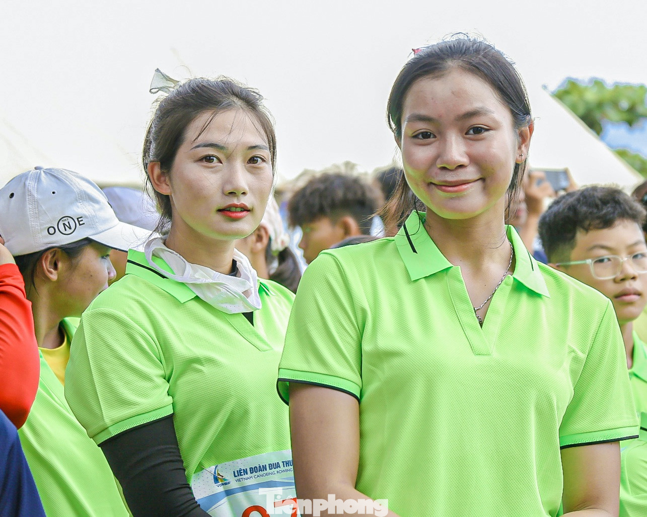 "Em đã tập luyện kỹ càng trước khi tham dự cuộc thi này. Với sự quyết tâm cao nhất em tin mình sẽ giành chiến thắng", VĐV Nguyễn Thị Nhung (Thái Nguyên) - thi đấu nội dung thuyền buồm, chia sẻ.