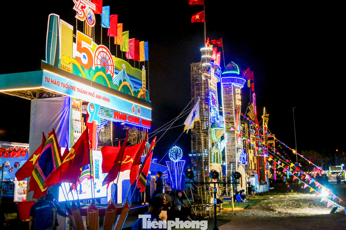 Hội trại năm nay không chỉ mang đến không gian giao lưu mà còn thể hiện tinh thần sáng tạo mạnh mẽ của thanh niên.