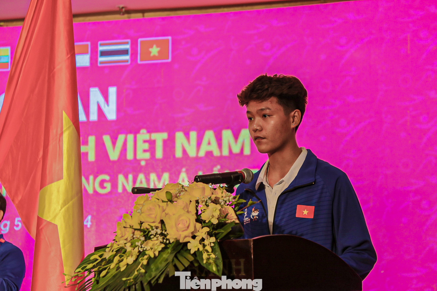 VĐV cam kết thi đấu nghiêm túc, nỗ lực hết mình vì Tổ quốc. VĐV cam kết thi đấu nghiêm túc, nỗ lực hết mình vì Tổ quốc.