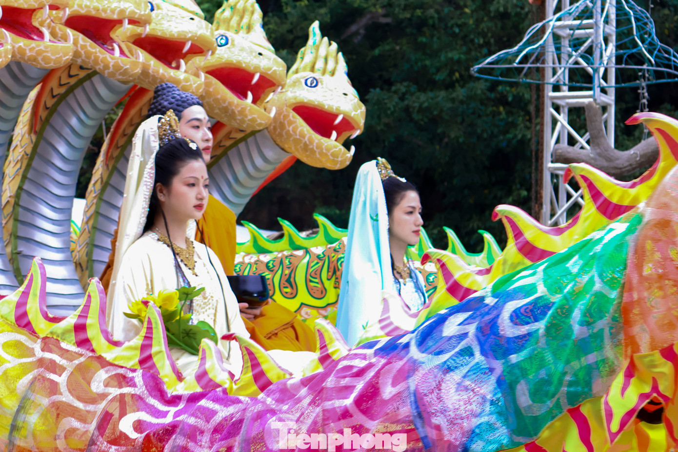 Lễ vía Đức Bồ Tát Quán Thế Âm là lễ chính thức của lễ hội, được thực hiện song hành với nghi lễ rước tôn tượng Đức Phật Quán Thế Âm và cũng là phần lễ được mọi người mong chờ nhất.