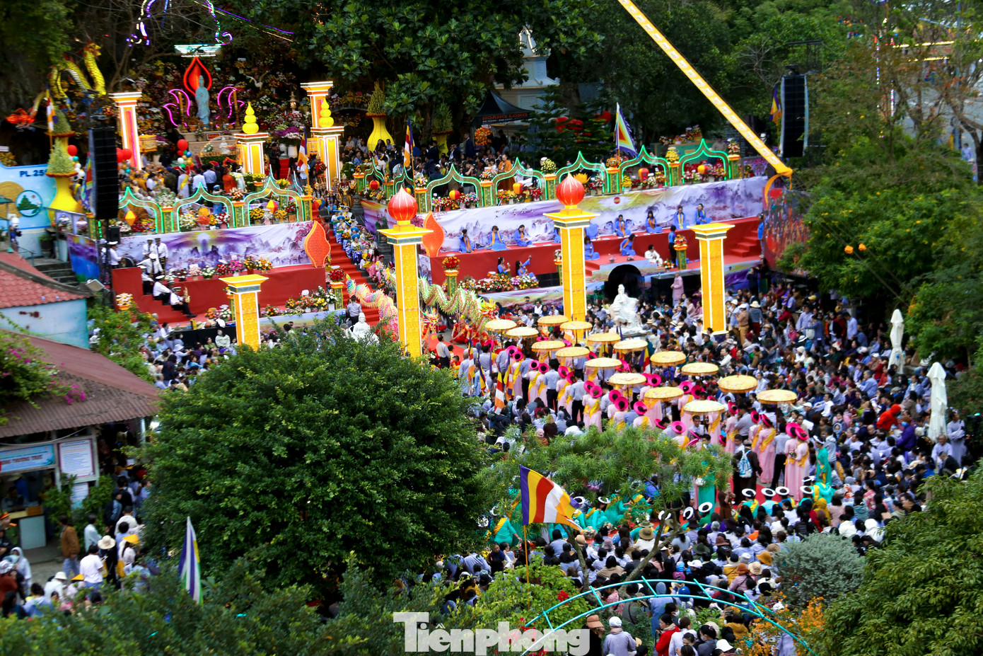 Lễ hóa trang Bồ Tát Quán Thế Âm thu hút hàng ngàn phật tử, người dân, du khách... theo dõi, chiêm bái. Với mong muốn lan toả thông điệp về tình thương yêu, hướng lòng thành về Đức Quán Thế Âm, cầu nguyện cho đất nước luôn được hòa bình ấm no, nhân dân an lạc, hạnh phúc. Ngoài việc hóa trang Quán Thế Âm Bồ Tát, tại lễ hội còn có hoạt động hóa trang thành các Tiểu đồng, các vị Bồ Tát khác và các Tiên nữ cùng Tứ Thiên Vương theo hầu.