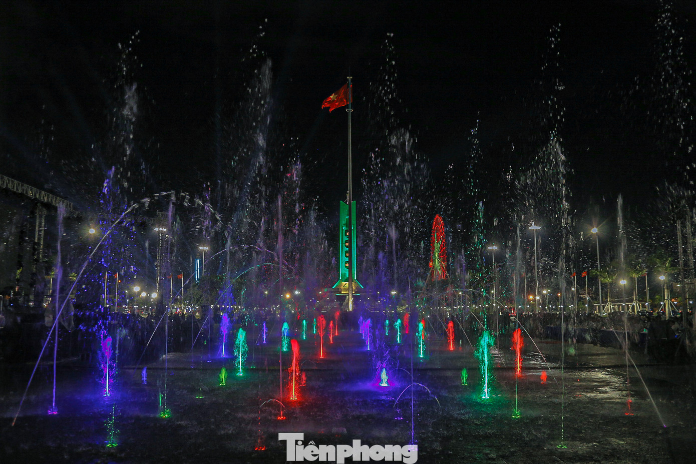 Giai đoạn 1 - phân khu 1 đầu tư xây dựng Đài tưởng niệm với diện tích khoảng 9.548m2, kinh phí hơn 42 tỷ đồng. Giai đoạn 2 - phân khu 2 khu vực cảnh quan xung quanh Đài tưởng niệm, tổng diện tích đất quy hoạch 39.670m2, xã hội hóa đầu tư với kinh phí dự kiến hơn 68 tỷ đồng. Giai đoạn 2 - phân khu 3 cải tạo mở rộng khu vực Quảng trường 29 tháng 3 với diện tích khoảng 51.000m2, kinh phí hơn 101 tỷ đồng. Giai đoạn 1 - phân khu 1 đầu tư xây dựng Đài tưởng niệm với diện tích khoảng 9.548m2, kinh phí hơn 42 tỷ đồng. Giai đoạn 2 - phân khu 2 khu vực cảnh quan xung quanh Đài tưởng niệm, tổng diện tích đất quy hoạch 39.670m2, xã hội hóa đầu tư với kinh phí dự kiến hơn 68 tỷ đồng. Giai đoạn 2 - phân khu 3 cải tạo mở rộng khu vực Quảng trường 29 tháng 3 với diện tích khoảng 51.000m2, kinh phí hơn 101 tỷ đồng.