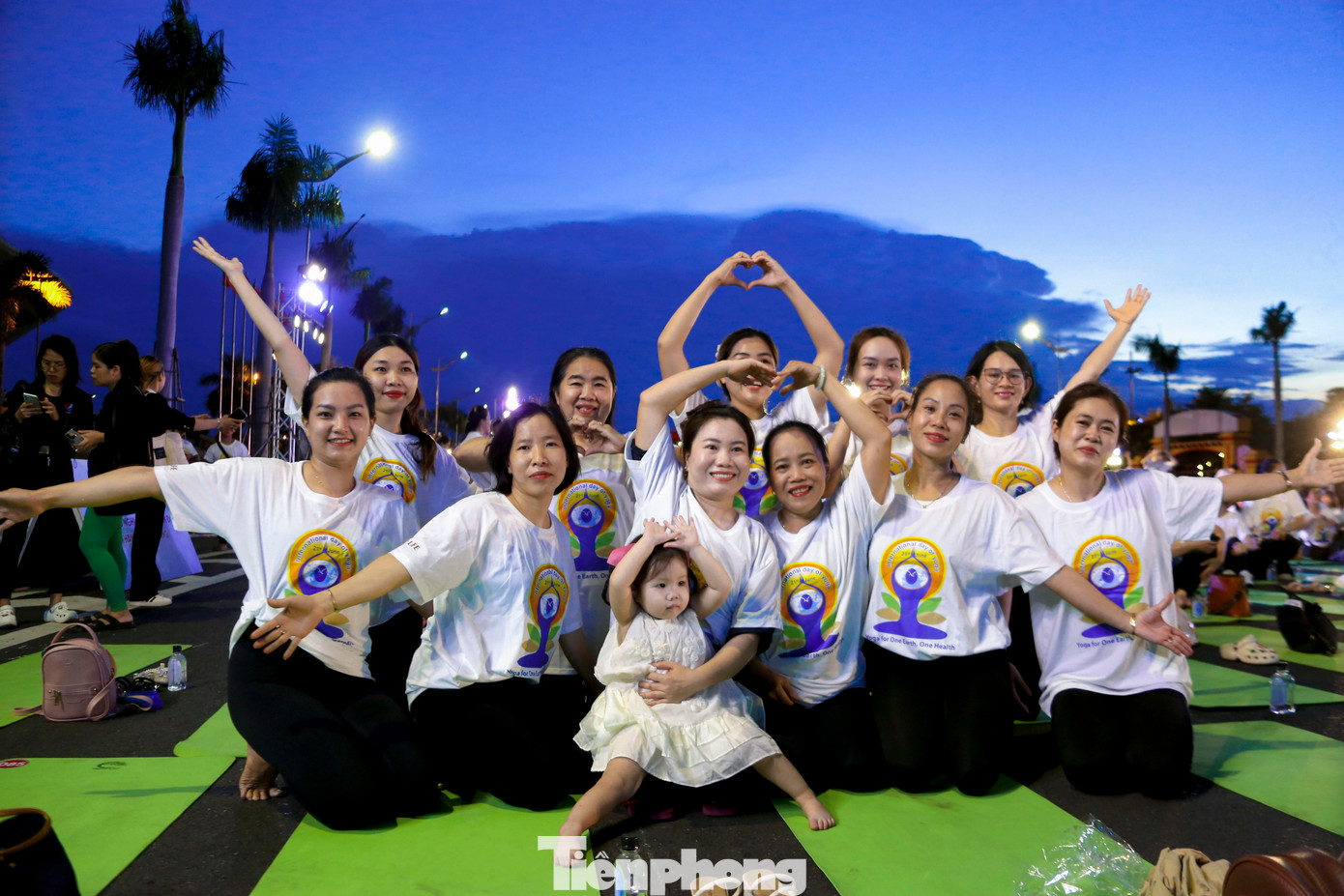 Chương trình cũng lan tỏa thông điệp sống khỏe, sống hài hòa thông qua việc thực hành Yoga, bộ môn cổ truyền mang lại lợi ích cả về thể chất lẫn tinh thần.