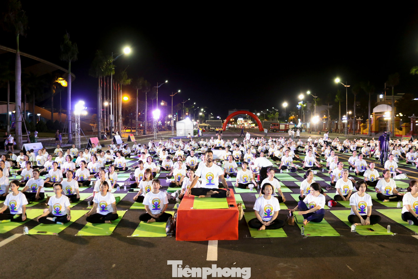 Sự kiện thu hút hơn 1.000 hội viên đến từ 52 trung tâm, câu lạc bộ Yoga trên địa bàn thành phố và các tỉnh lân cận, cùng đông đảo người yêu mến Yoga đang sinh sống, làm việc tại Đà Nẵng.