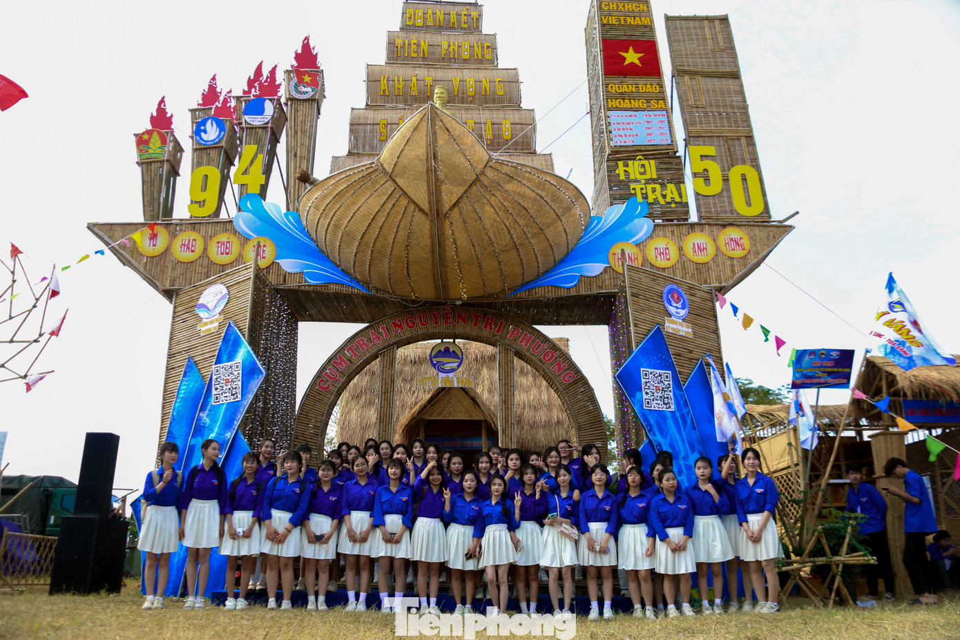 Hội trại diễn ra trong 3 ngày từ ngày 14 - 16/3 với 15 nội dung thi gồm thi tìm hiểu về kiến thức 50 năm giải phóng thành phố Đà Nẵng và truyền thống vẻ vang 94 năm của đoàn; Hành quân trò chơi lớn với chủ đề “theo bước chân những người anh hùng”; Thi đồng diễn “Thanh niên Đà Nẵng tiến bước”; Thi Tài năng thanh niên; Thi đồng diễn Semaphone “Tự hào tuổi trẻ thành phố anh hùng”,... Hội trại diễn ra trong 3 ngày từ ngày 14 - 16/3 với 15 nội dung thi gồm thi tìm hiểu về kiến thức 50 năm giải phóng thành phố Đà Nẵng và truyền thống vẻ vang 94 năm của đoàn; Hành quân trò chơi lớn với chủ đề “theo bước chân những người anh hùng”; Thi đồng diễn “Thanh niên Đà Nẵng tiến bước”; Thi Tài năng thanh niên; Thi đồng diễn Semaphone “Tự hào tuổi trẻ thành phố anh hùng”,...