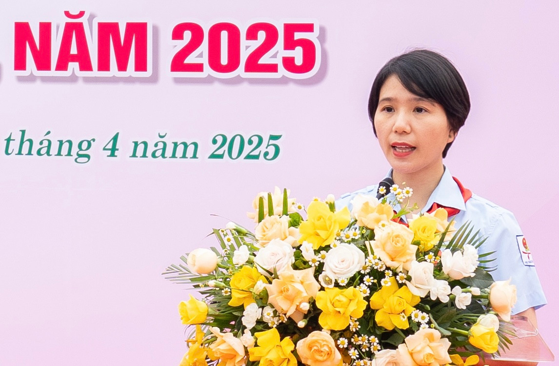 Chị Nguyễn Thị Anh Thảo - Chủ tịch Hội đồng Đội thành phố Đà Nẵng phát biểu tại Đại hội.