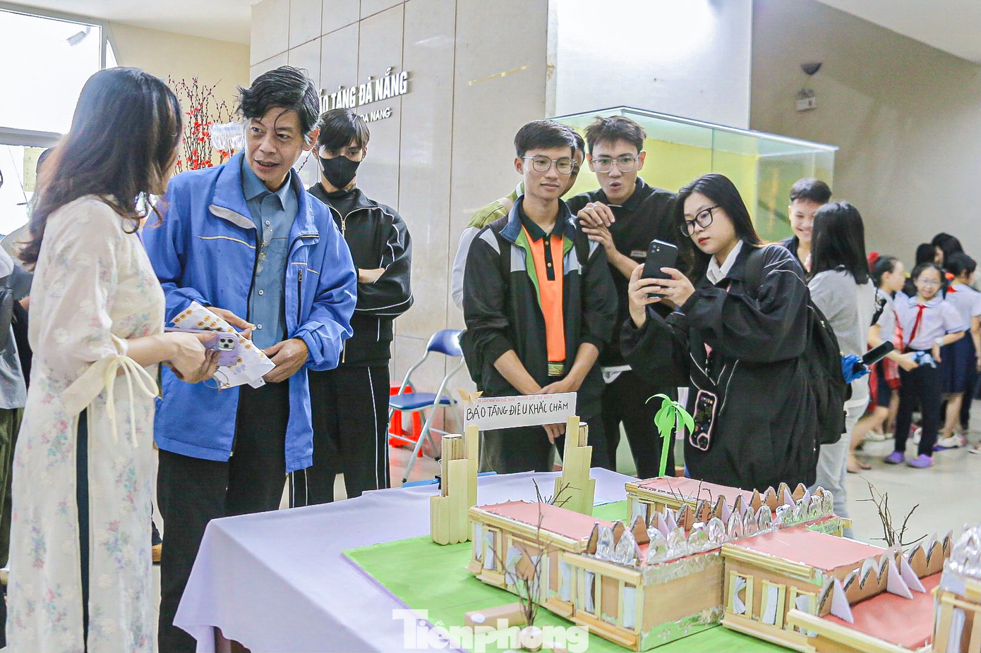 Đây là một trong những sự kiện văn hóa nổi bật, được Bảo tàng Đà Nẵng tổ chức vào tháng 11 hằng năm nhân kỷ niệm Ngày Di sản văn hóa Việt Nam. Đây là một trong những sự kiện văn hóa nổi bật, được Bảo tàng Đà Nẵng tổ chức vào tháng 11 hằng năm nhân kỷ niệm Ngày Di sản văn hóa Việt Nam.