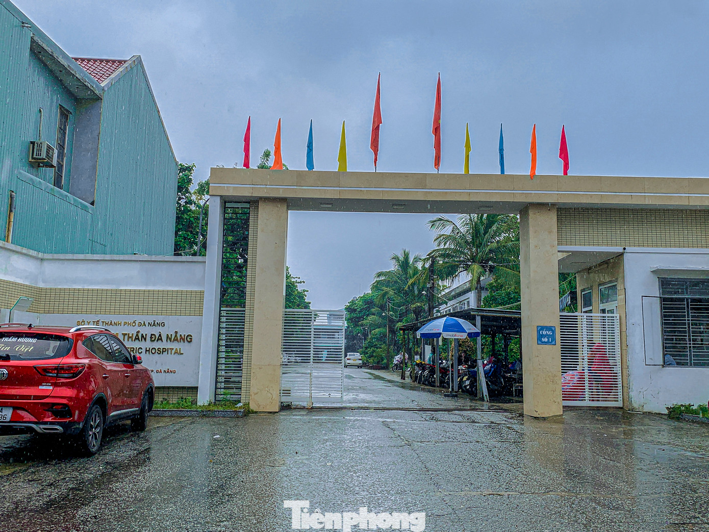 Tại kỳ họp thứ 20 ngày 30/10, HĐND TP. Đà Nẵng đã thông qua tờ trình của UBND TP về việc đầu tư xây dựng, nâng cấp, sửa chữa Bệnh viện Tâm thần Đà Nẵng. Tại kỳ họp thứ 20 ngày 30/10, HĐND TP. Đà Nẵng đã thông qua tờ trình của UBND TP về việc đầu tư xây dựng, nâng cấp, sửa chữa Bệnh viện Tâm thần Đà Nẵng.