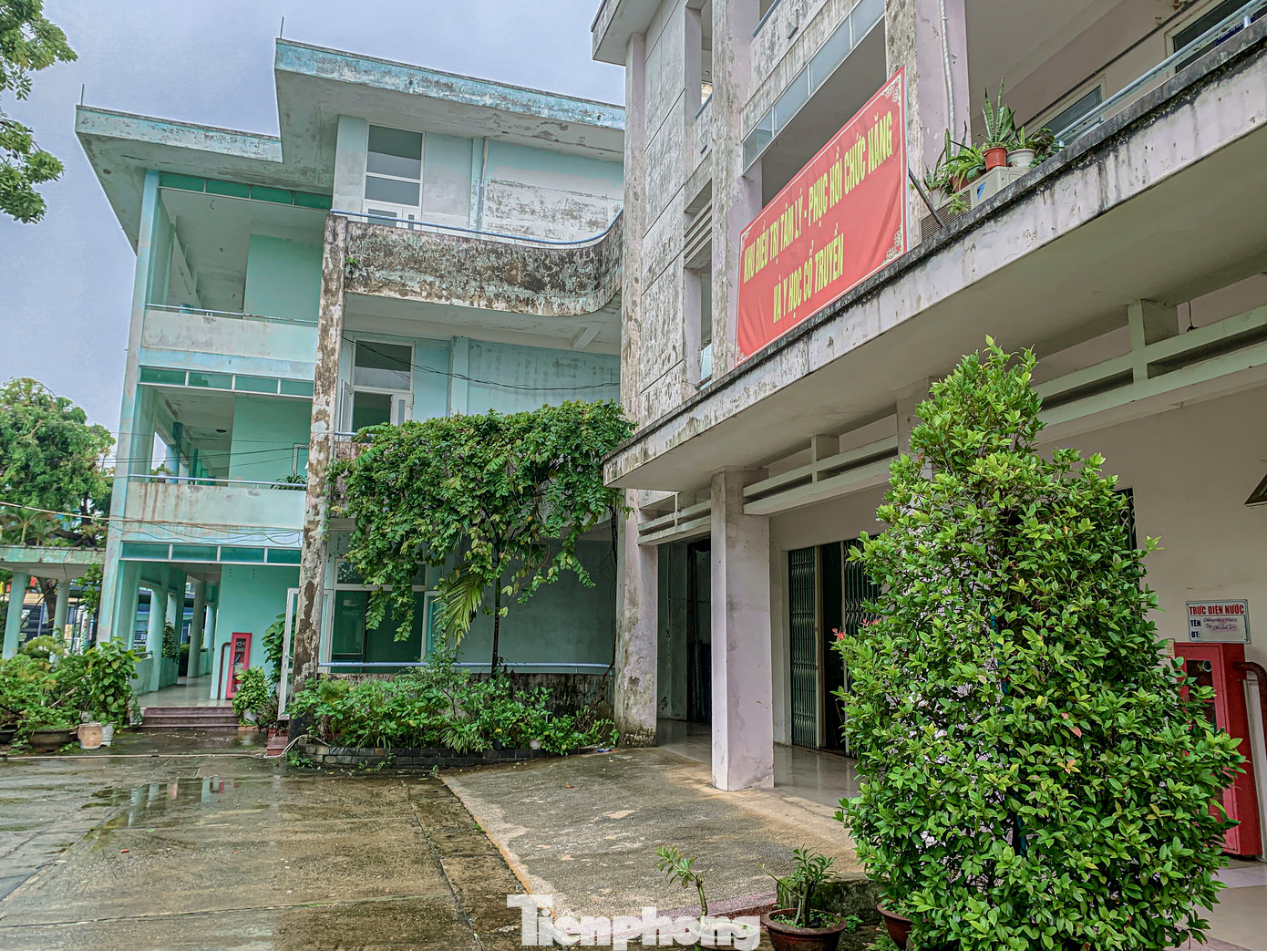 Dự kiến dự án xây mới khối điều trị cấp tính nam - nữ với quy mô 140 giường, xây dựng mới hành lang nối từ khối điều trị cấp tính nam - nữ, xây mới kết nối với khối điều trị đặc biệt + cai nghiện, khối dinh dưỡng, khối chẩn đoán hình ảnh với quy mô 1 tầng. Ngoài ra còn cải tạo các khối nhà, mua sắm trang thiết bị. Dự kiến dự án xây mới khối điều trị cấp tính nam - nữ với quy mô 140 giường, xây dựng mới hành lang nối từ khối điều trị cấp tính nam - nữ, xây mới kết nối với khối điều trị đặc biệt + cai nghiện, khối dinh dưỡng, khối chẩn đoán hình ảnh với quy mô 1 tầng. Ngoài ra còn cải tạo các khối nhà, mua sắm trang thiết bị.