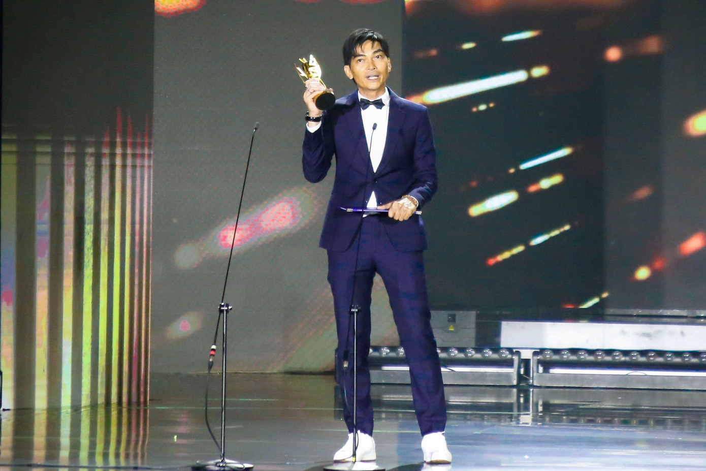 Đạo diễn, diễn viên Khương Ngọc đã có một mùa DANAFF trọn vẹn khi giành bốn giải thưởng quan trọng tại LHP năm nay.