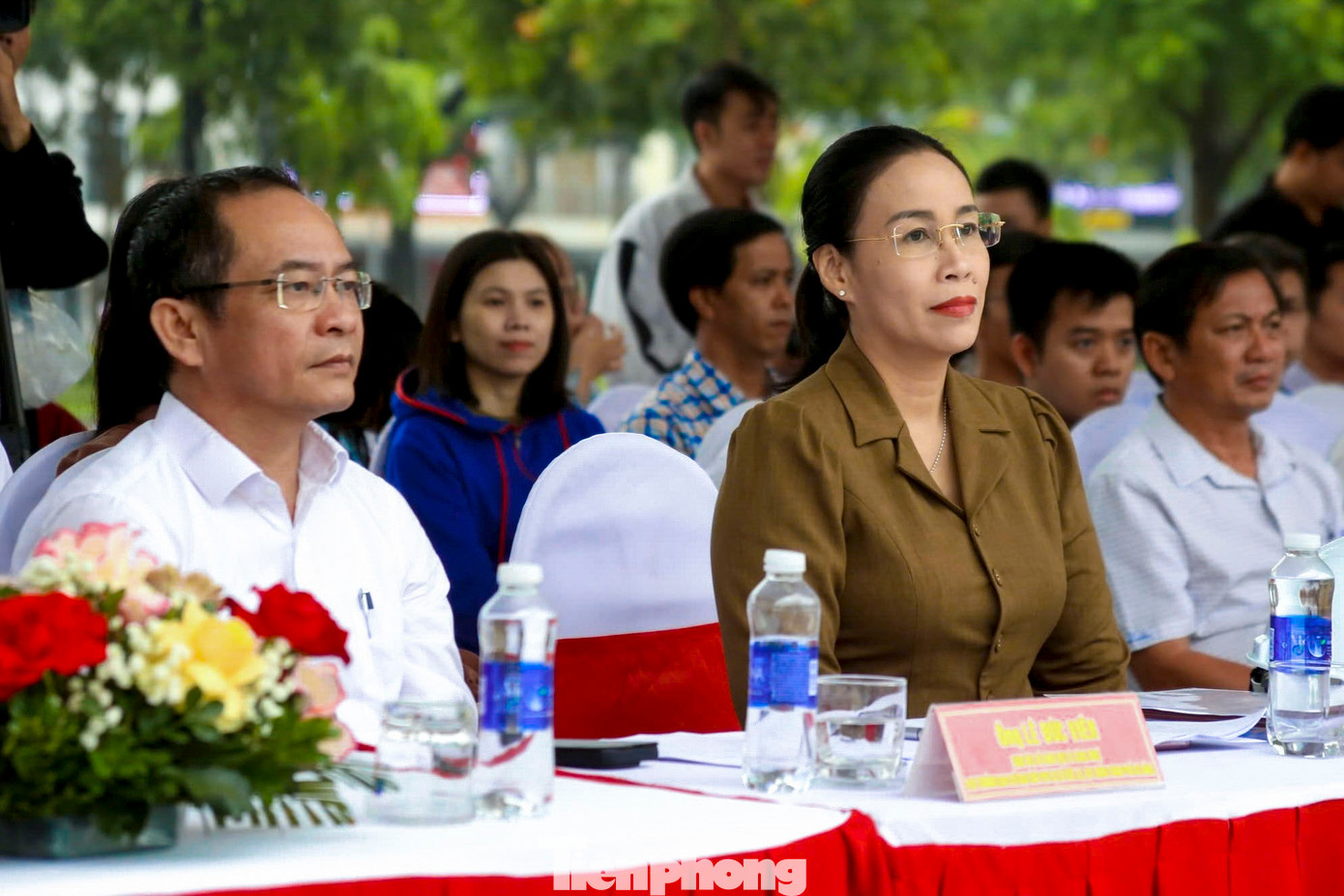 "Nếu không có sự chuẩn bị kỹ lưỡng và các kế hoạch ứng phó sự cố bức xạ, hạt nhân phù hợp, hiệu quả, hậu quả có thể vượt ngoài tầm kiểm soát. Do đó, việc bảo đảm an toàn bức xạ, an ninh nguồn phóng xạ, cùng với khả năng sẵn sàng ứng phó sự cố là yêu cầu cấp thiết, mang tính chiến lược và lâu dài, nhằm bảo vệ sức khỏe người dân và phát triển bền vững", bà Thi nhấn mạnh.