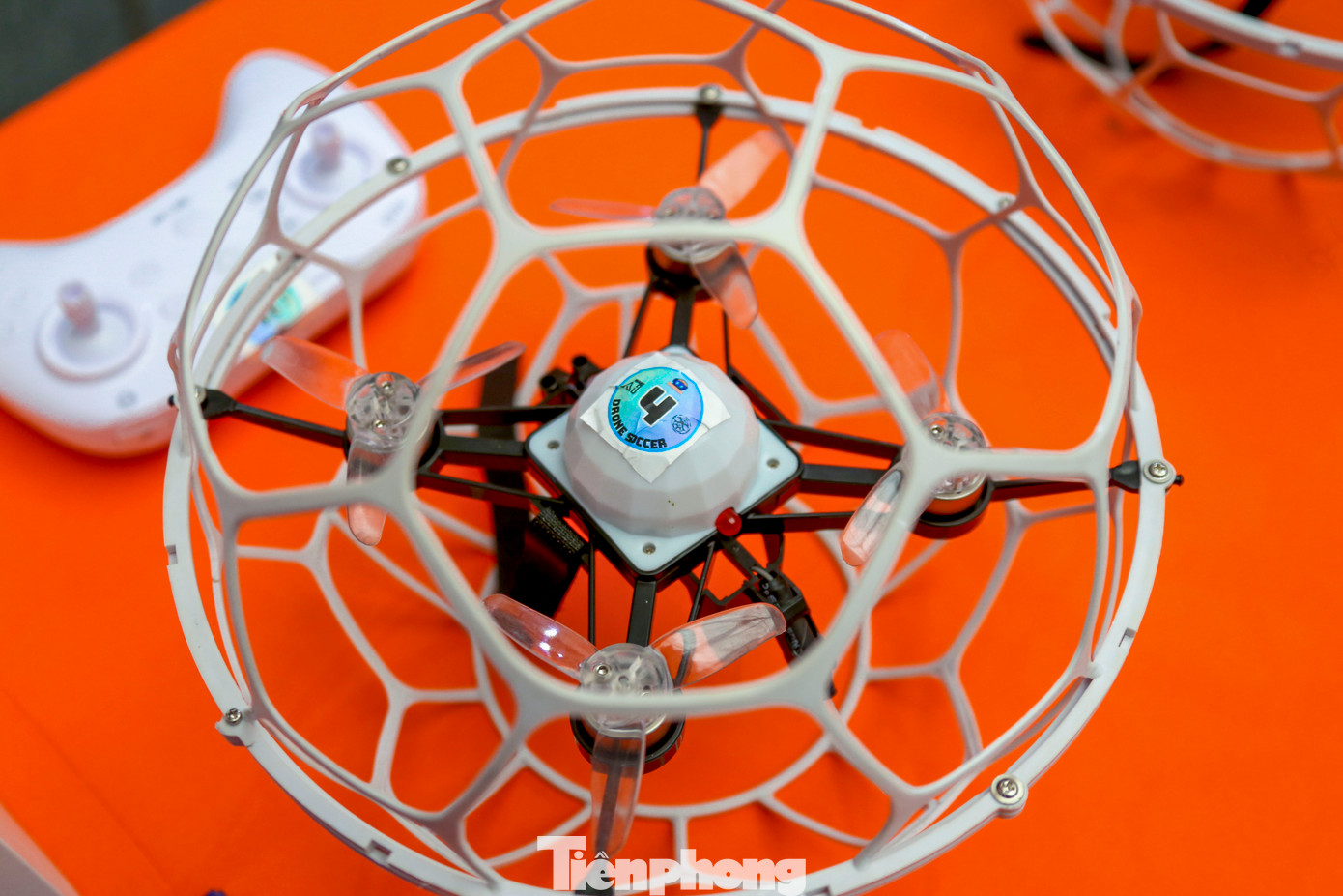 Được trải nghiệm trực tiếp những ứng dụng AI đột phá, tiêu biểu như Drone Soccer – công nghệ máy bay không người lái kết hợp với thể thao điện tử.