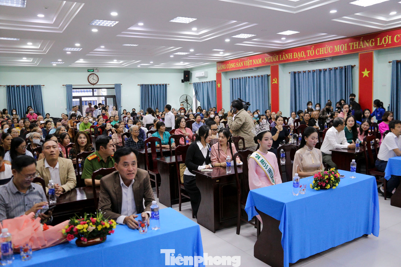 Chiều 27/11, UBND quận Liên Chiểu, TP. Đà Nẵng tổ chức buổi gặp mặt Hoa hậu Quốc tế 2024 Huỳnh Thị Thanh Thủy.