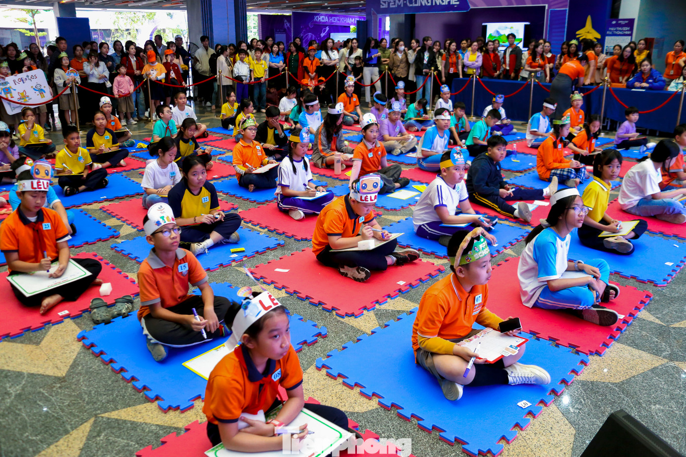 "Đây là dịp để các em thể hiện tài năng, đam mê và sự sáng tạo qua những thí nghiệm khoa học thú vị, những sản phẩm kỹ thuật độc đáo và những thử thách STEM đầy hấp dẫn. Giúp học sinh rèn luyện tư duy logic, khả năng giải quyết vấn đề, tạo tiền đề vững chắc để các em chinh phục những lĩnh vực khoa học, công nghệ trong tương lai", ông Bình nói.