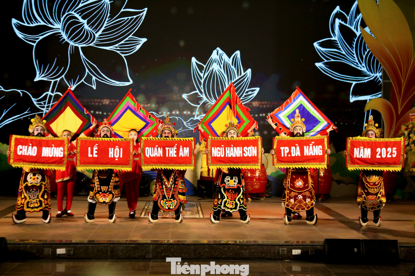 Lễ hội Quán Thế Âm khai mạc vào tối 16/3. Lễ hội Quán Thế Âm khai mạc vào tối 16/3.