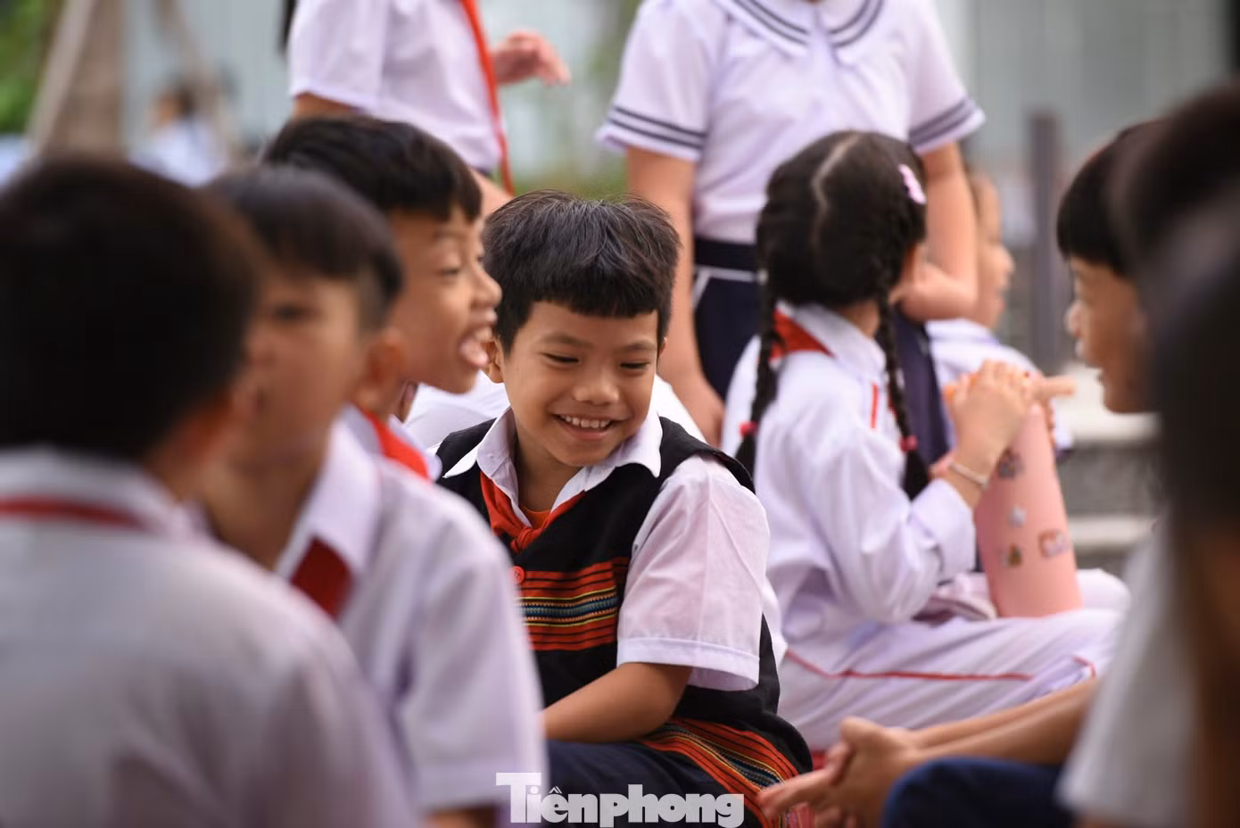 Nụ cười hồn nhiên của các em học sinh trong lần đầu tiên khai giảng của mình.