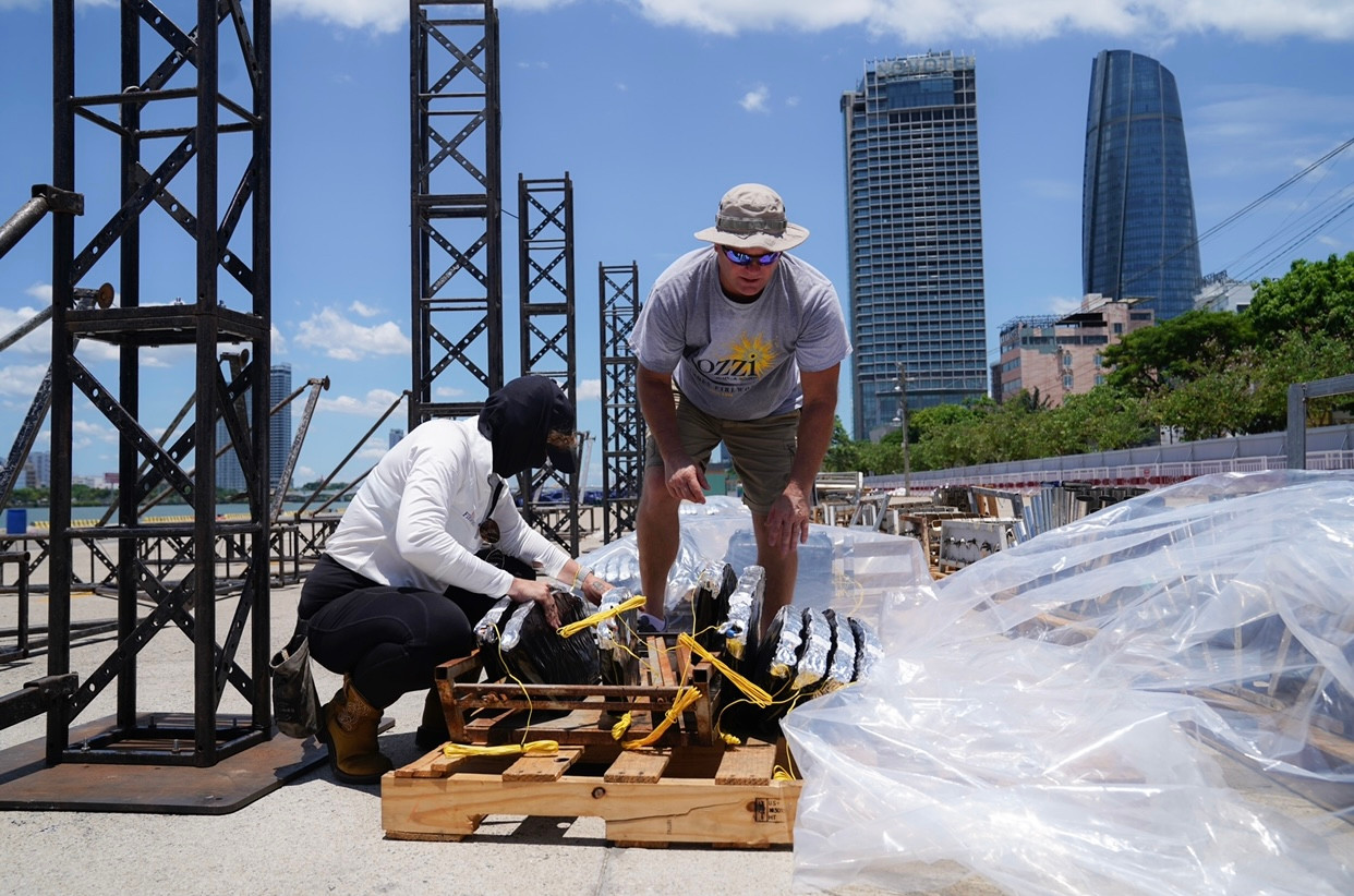 Cả 2 đội đã sẵn sàng cho đêm thứ hai của Lễ hội pháo hoa quốc tế Đà Nẵng.